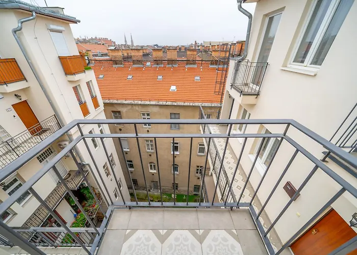 Prime 22 - By Immokon Budapest